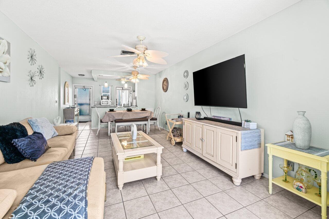 2121 NE 1st Court 202, Boynton Beach, FL 33435 15
