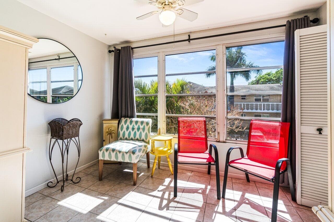 2121 NE 1st Court 202, Boynton Beach, FL 33435 17
