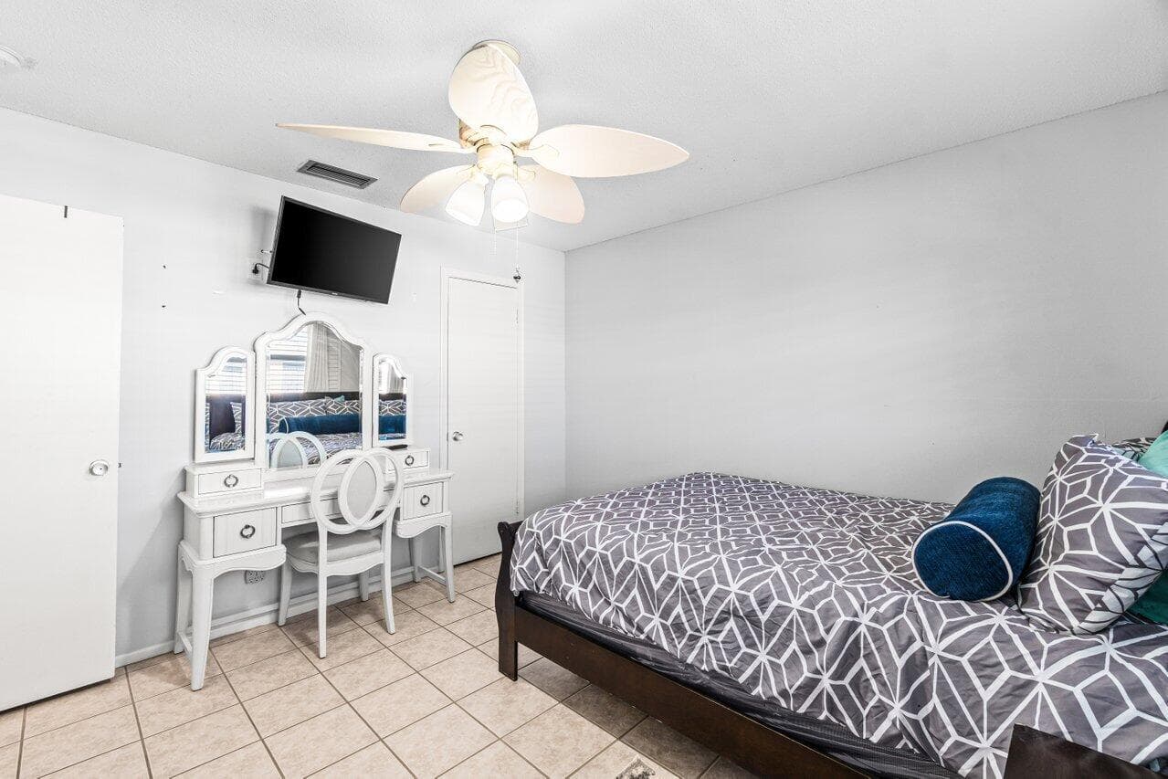 2121 NE 1st Court 202, Boynton Beach, FL 33435 22