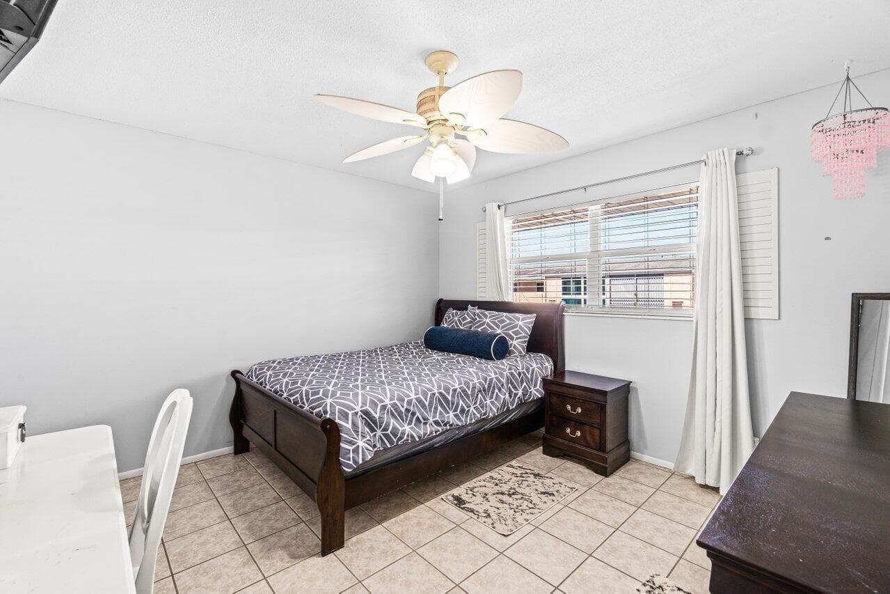 2121 NE 1st Court 202, Boynton Beach, FL 33435 21