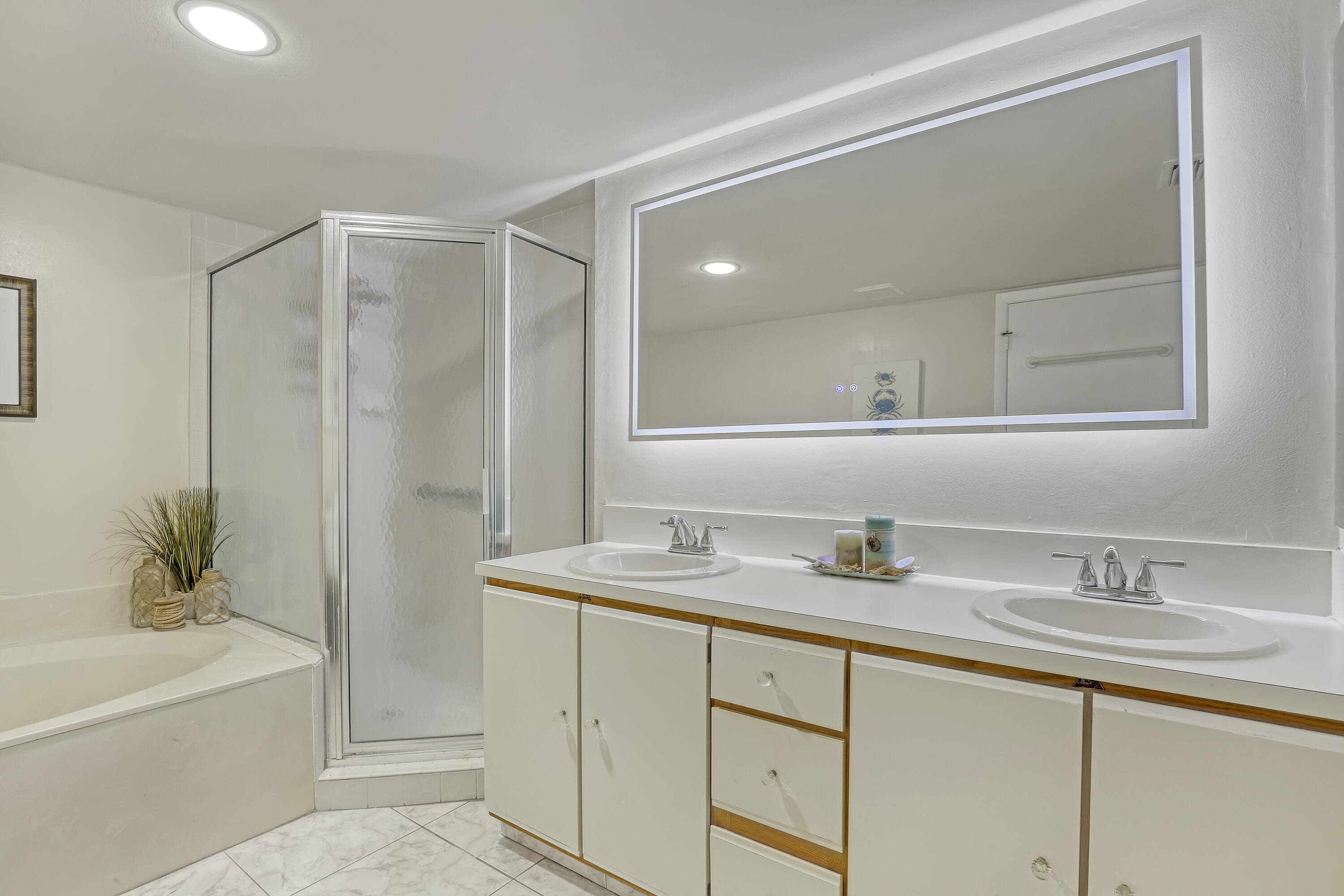 105 Half Moon Circle F1, Hypoluxo, FL 33462 14