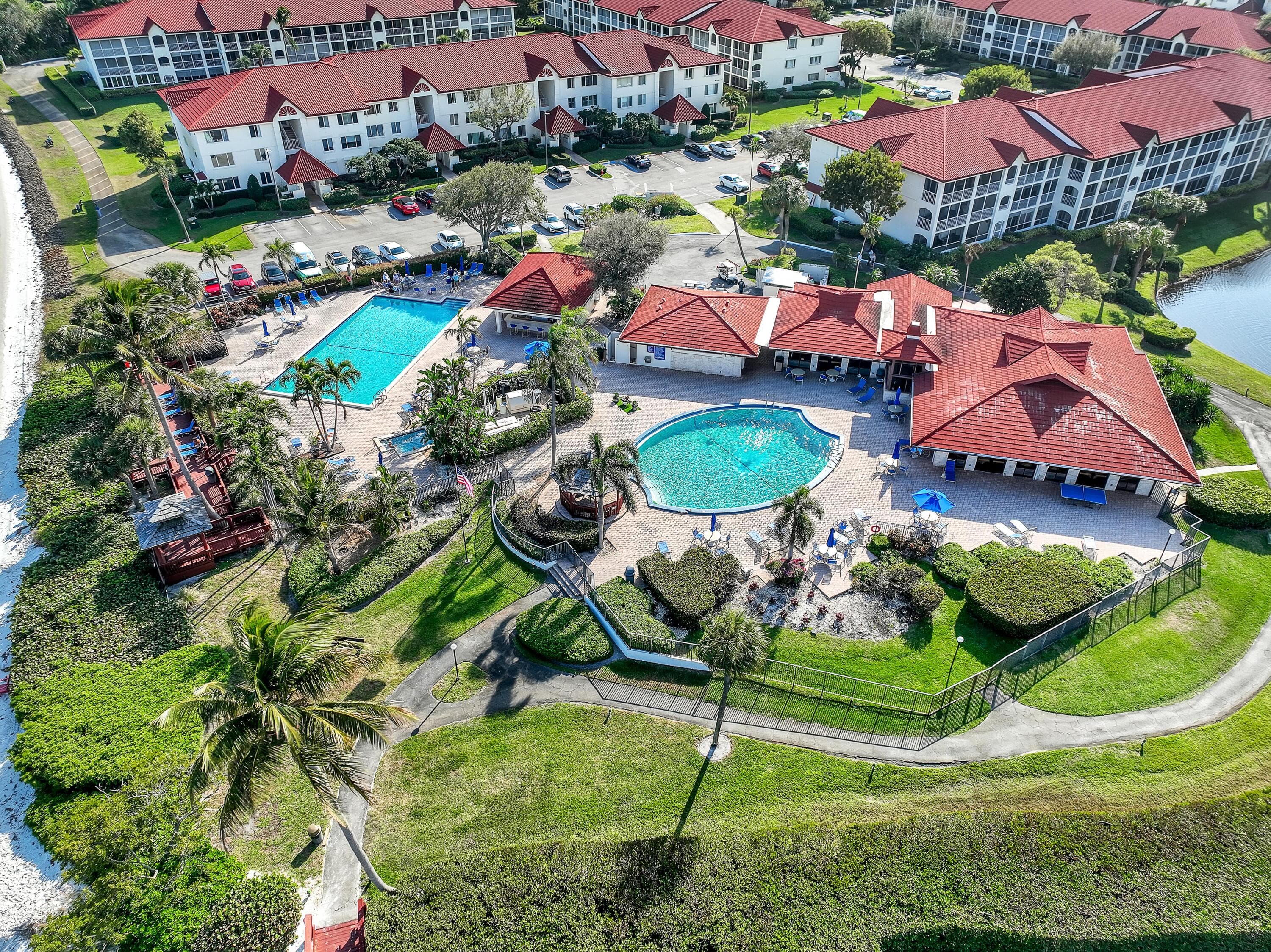 105 Half Moon Circle F1, Hypoluxo, FL 33462 2