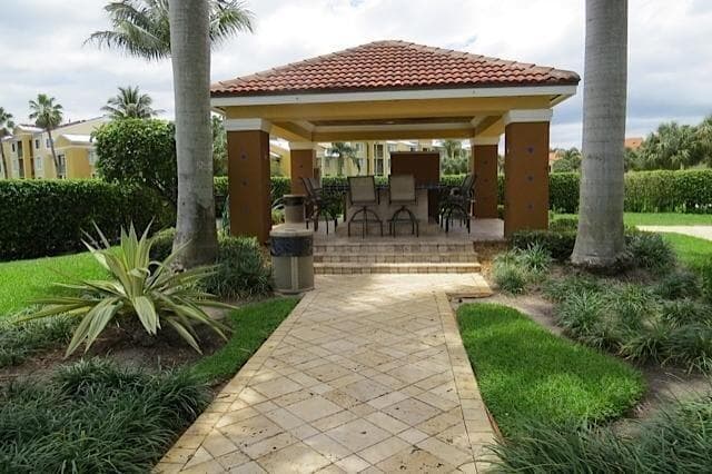 117 Yacht Club Way 205, Hypoluxo, FL 33462 19