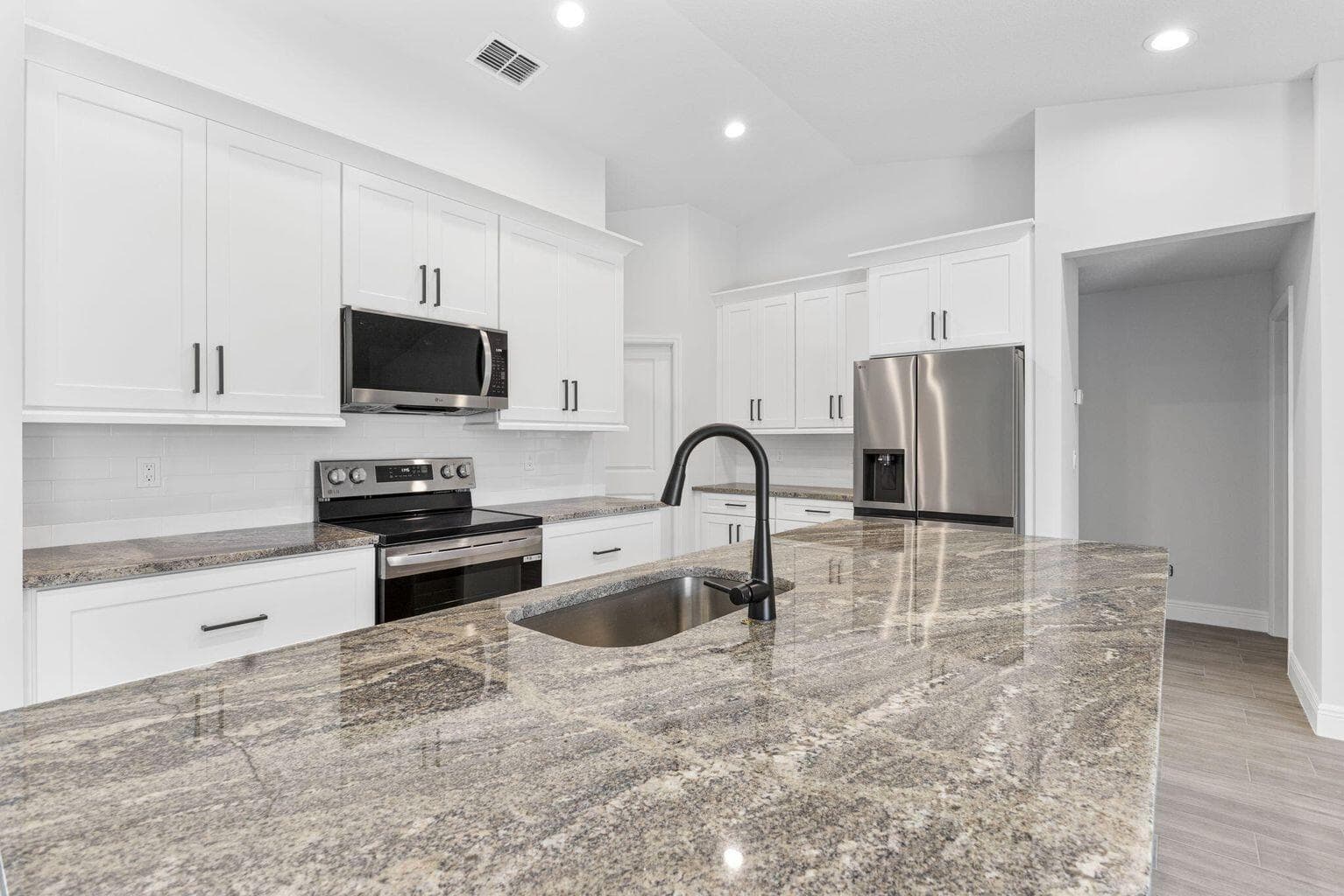 1949 SW Bayshore Boulevard, Port St. Lucie, FL 34984 14