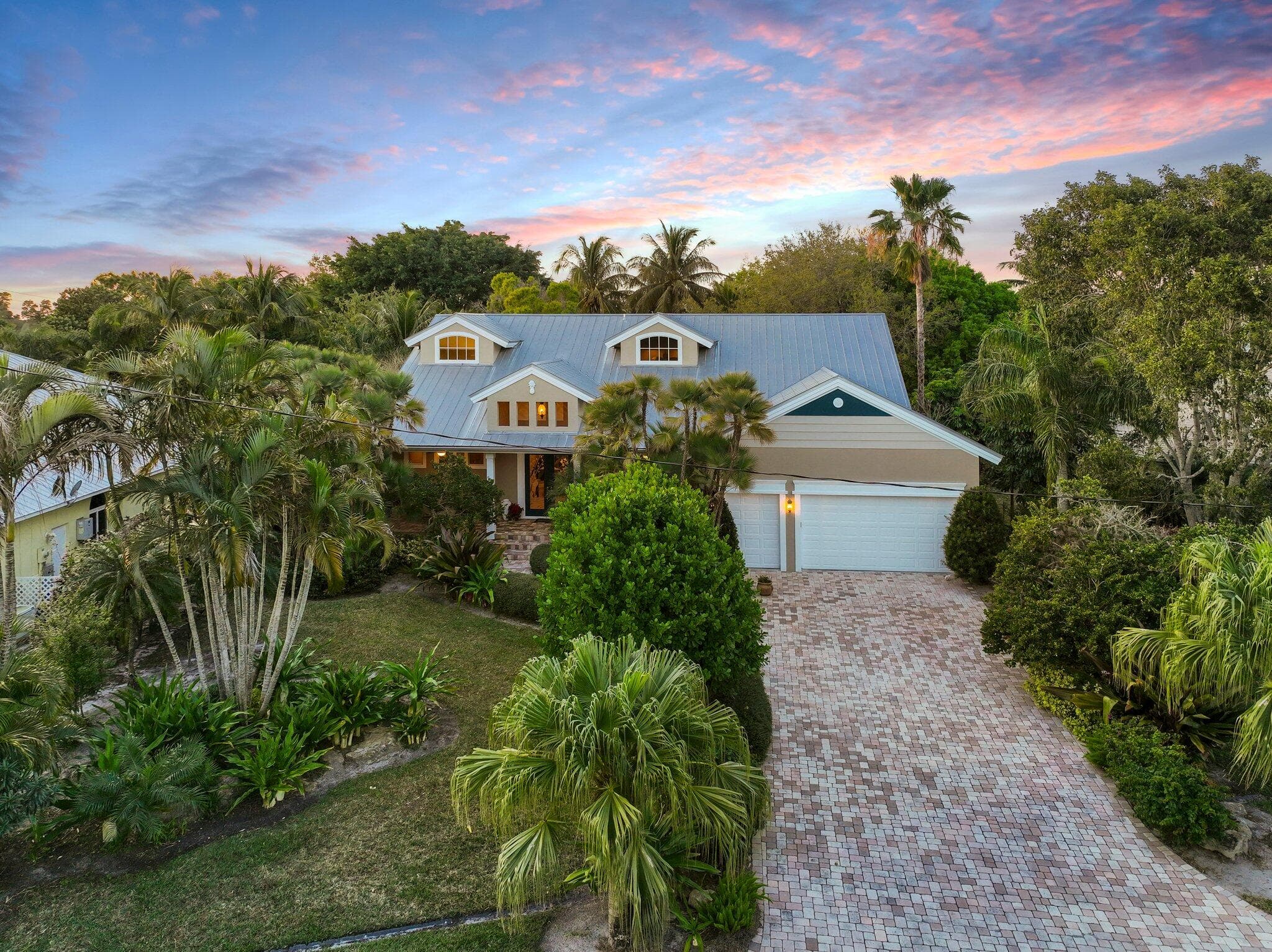 1993 SE Giffen Avenue, Port St. Lucie, FL 34952 99