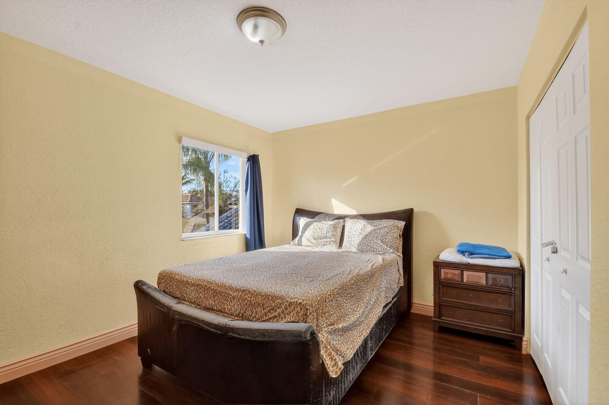 876 Gazetta Way, West Palm Beach, FL 33413 32