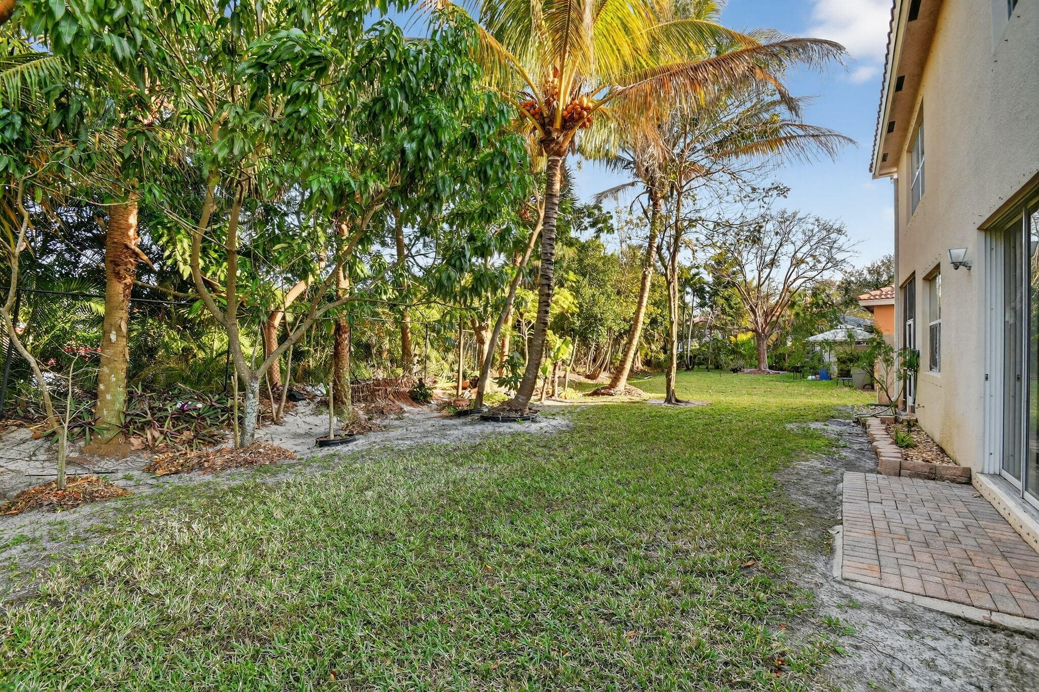 876 Gazetta Way, West Palm Beach, FL 33413 52