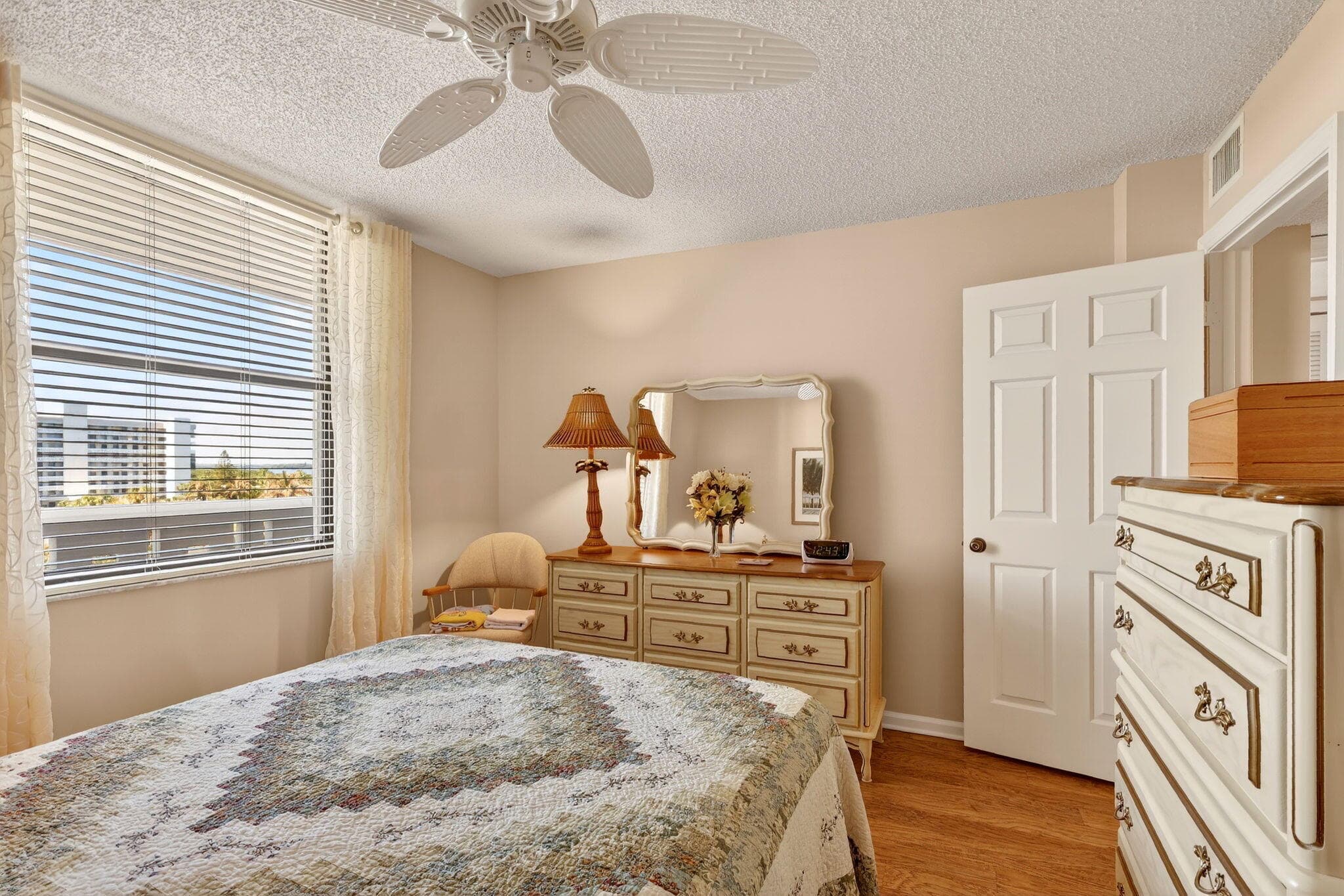 5055 N Highway A1a 505, Hutchinson Island, FL 34949 35