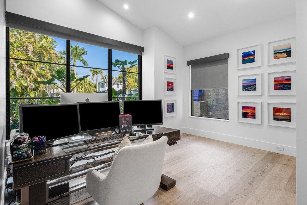 3746 NW 53rd Street, Boca Raton, FL 33496 24