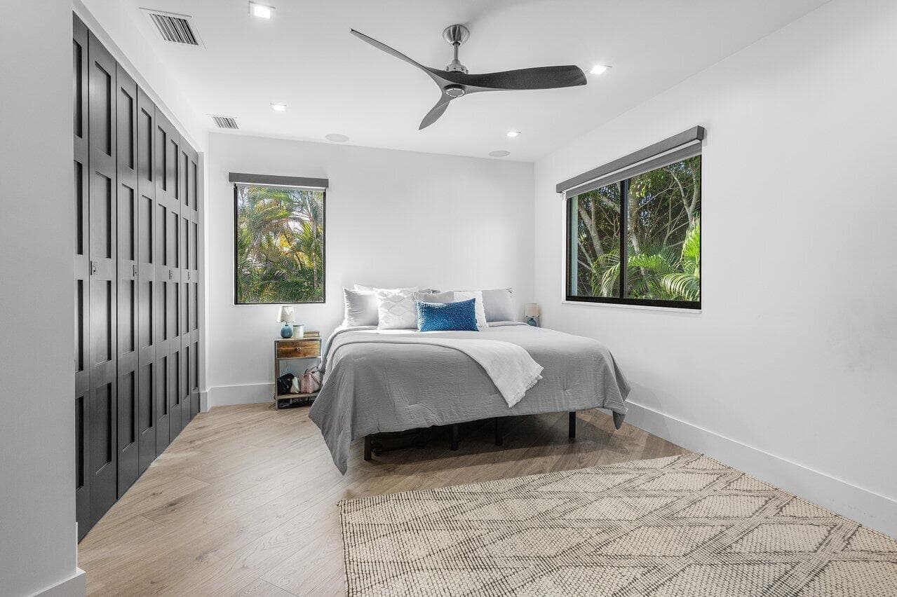 3746 NW 53rd Street, Boca Raton, FL 33496 35