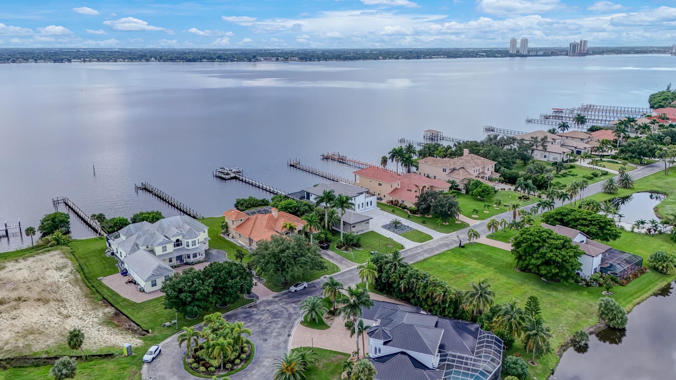 6390 River Club Court, North Fort Myers, FL 33917 18