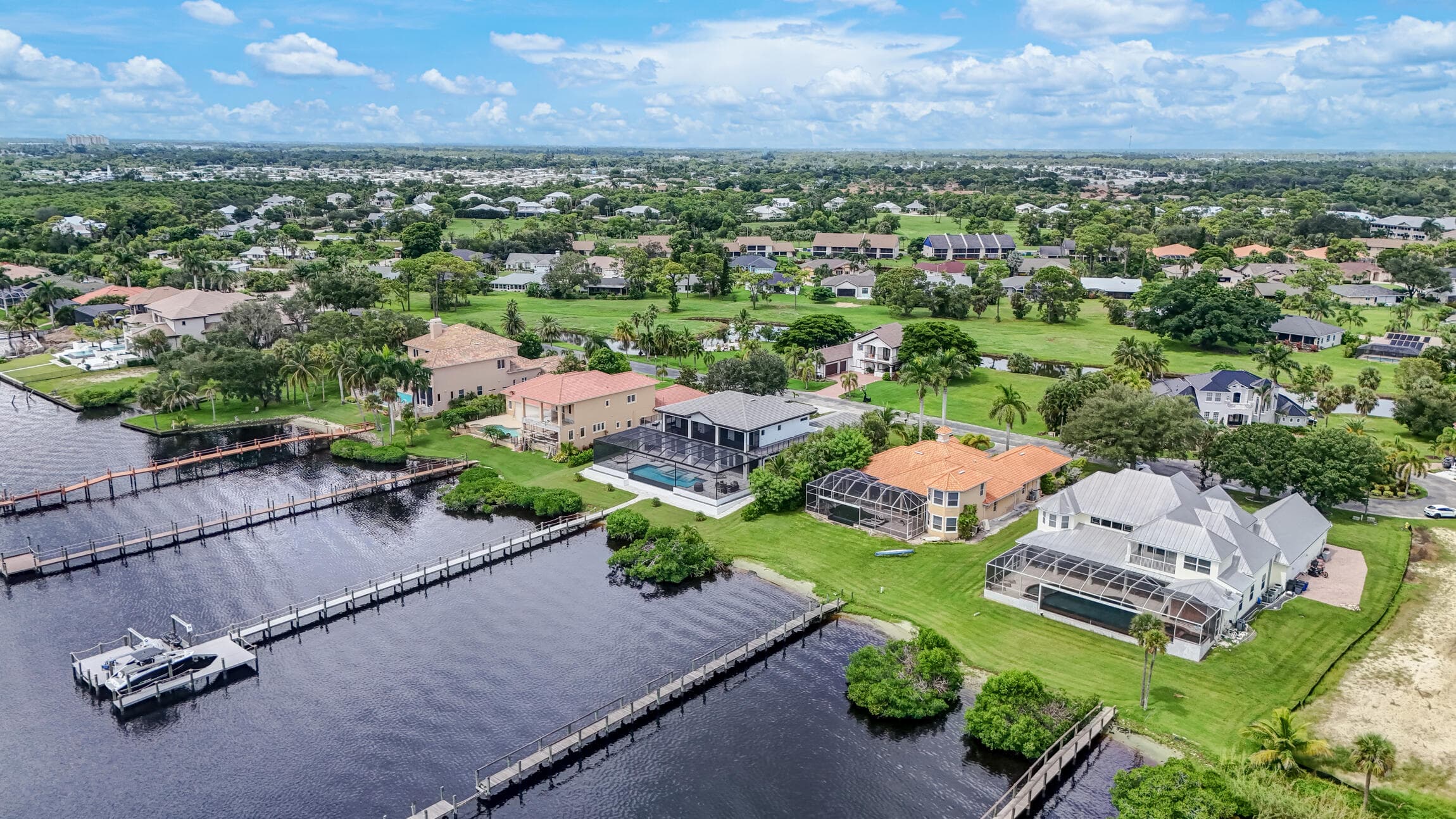 6390 River Club Court, North Fort Myers, FL 33917 115