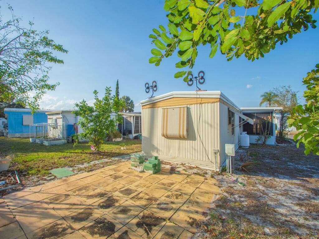 335 NE Tropicalia Lane, Jensen Beach, FL 34957 31