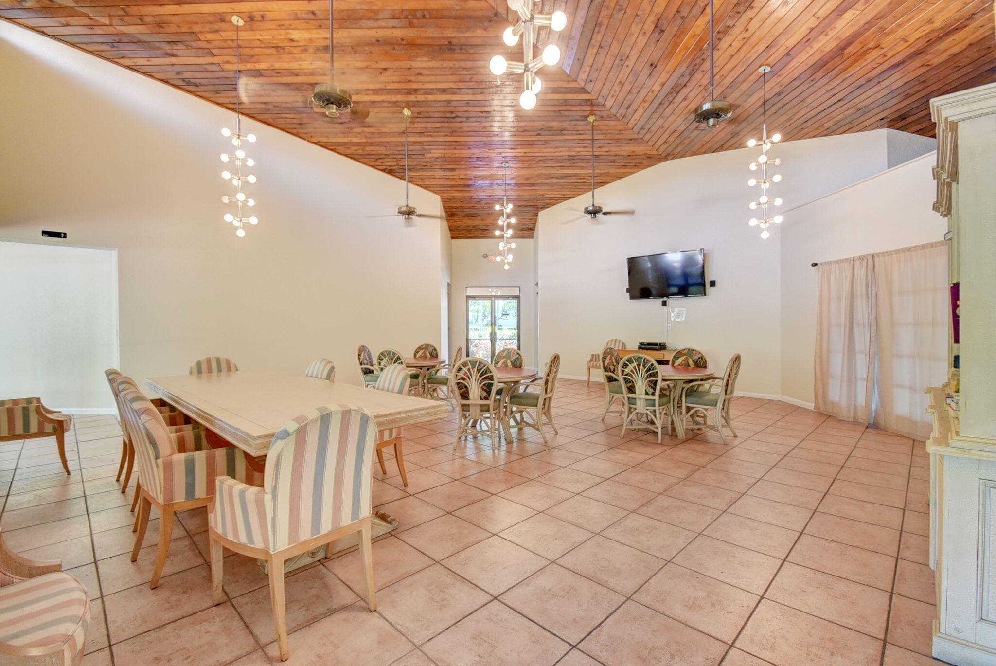 600 Egret Circle 7105, Delray Beach, FL 33444 29