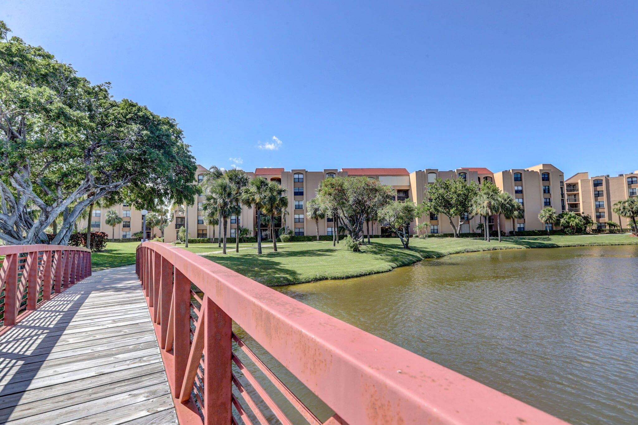600 Egret Circle 7105, Delray Beach, FL 33444 36