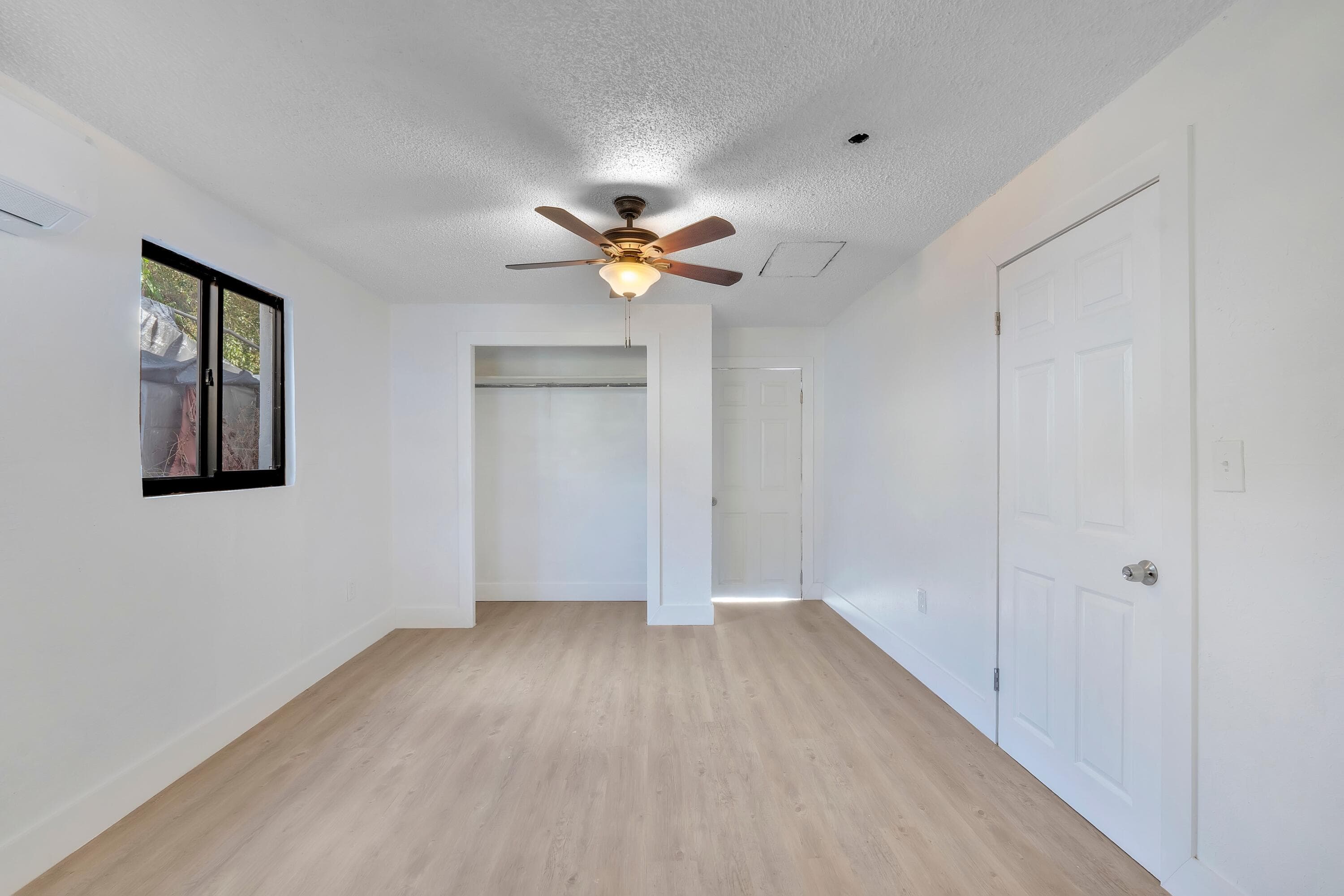 2428 NW 28th Street Rear, Miami, FL 33142 10