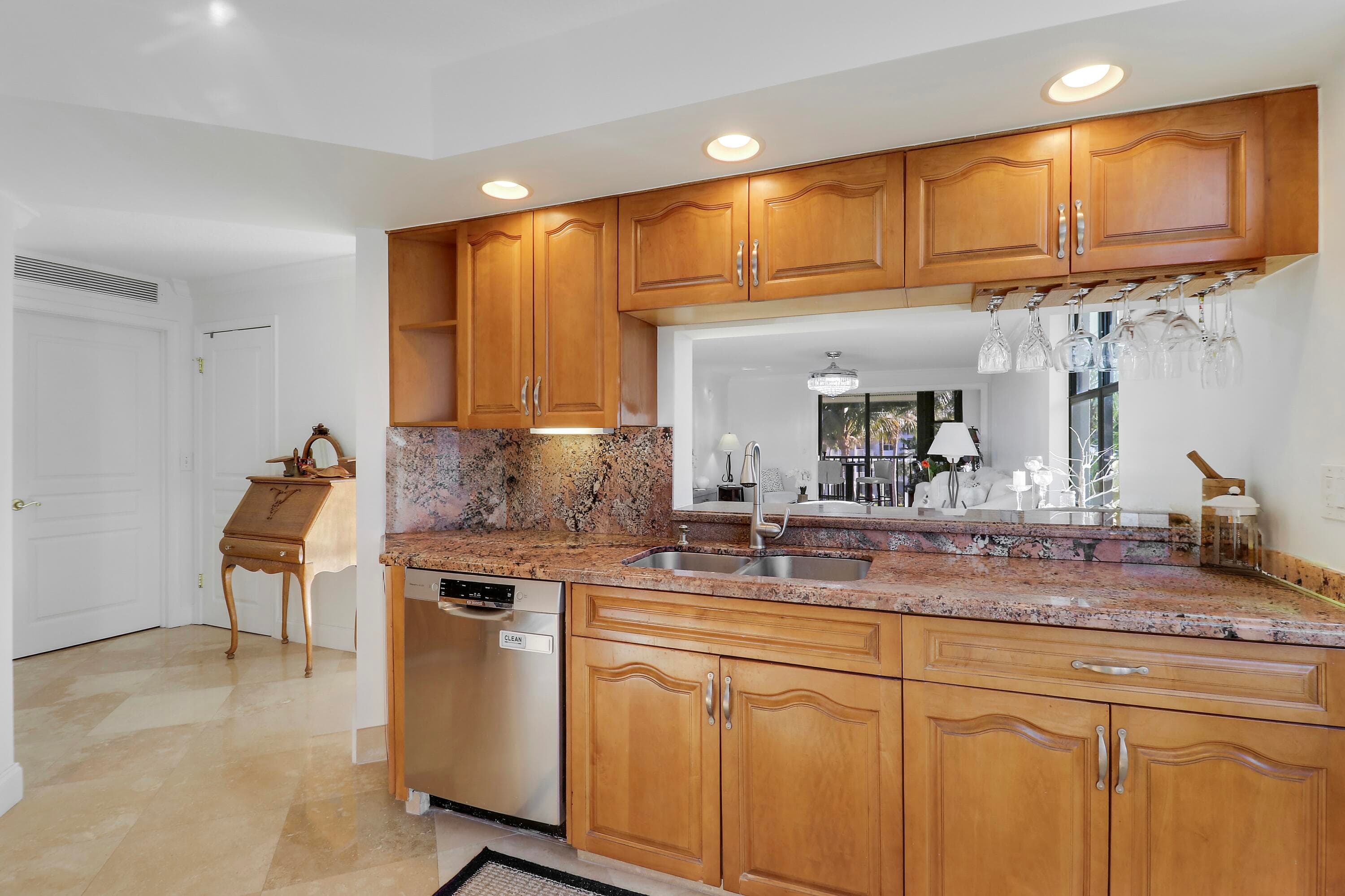 235 Bay Colony Drive N, Juno Beach, FL 33408 18