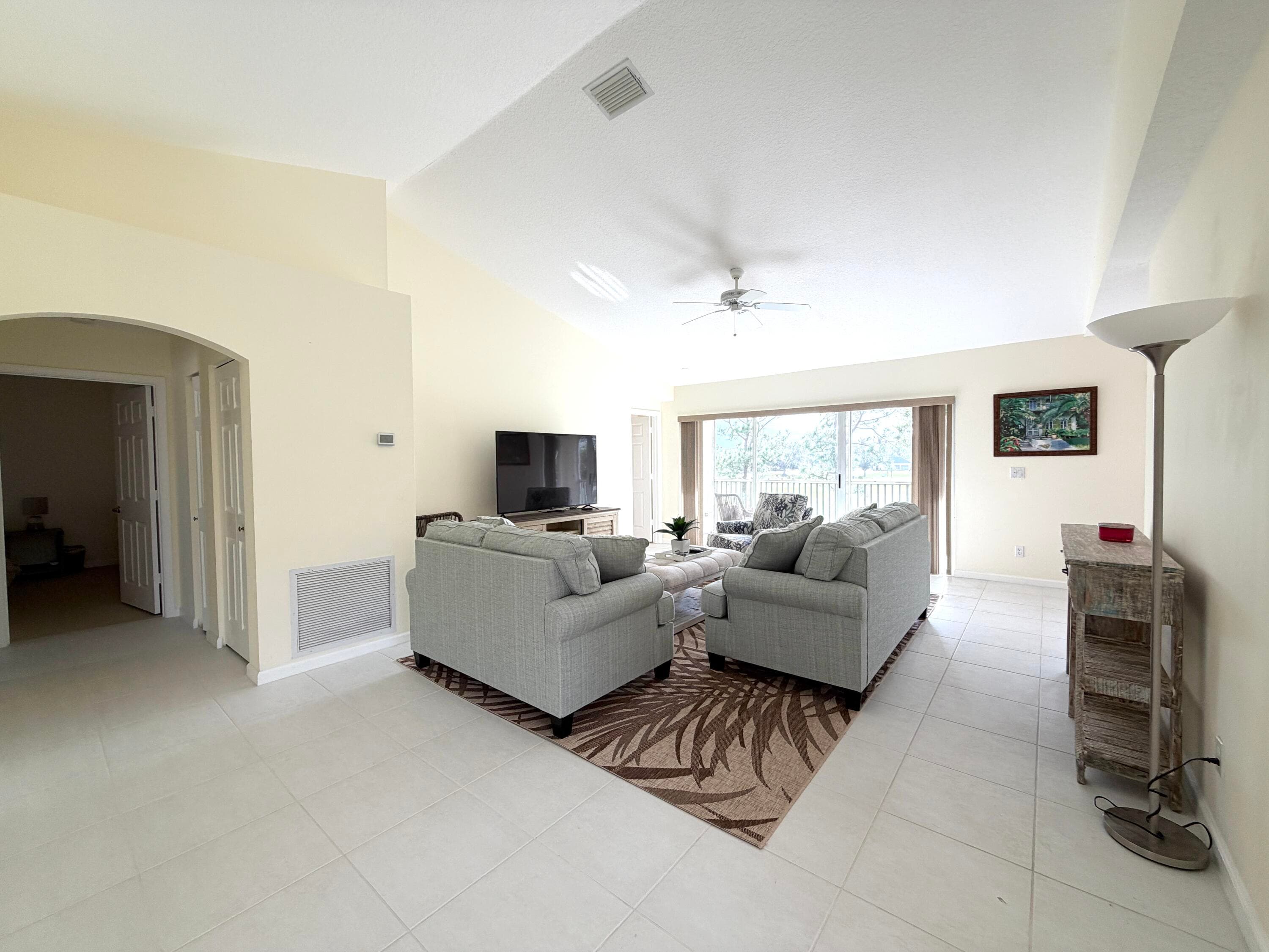 1546 SE Prestwick Lane 12d, Port St. Lucie, FL 34952 5