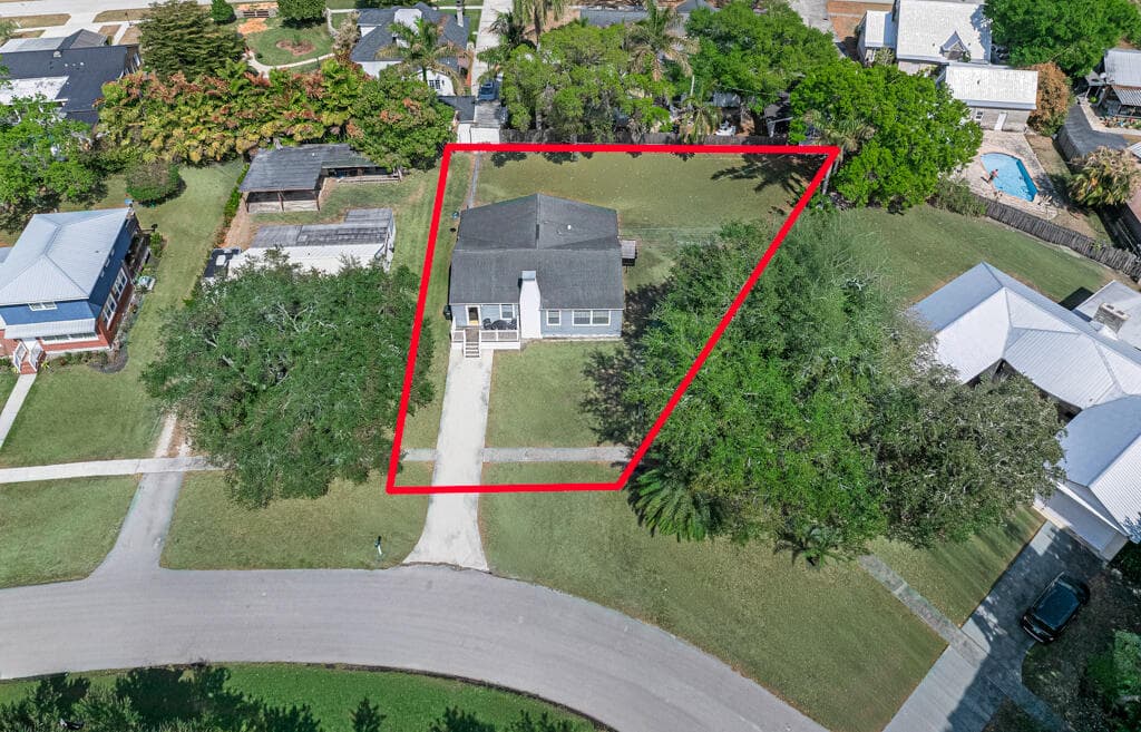 416 Deane Duff Street, Clewiston, FL 33440 35