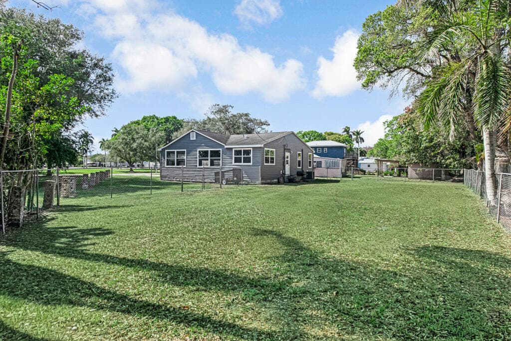 416 Deane Duff Street, Clewiston, FL 33440 43