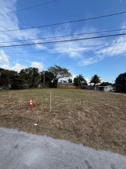 4583 Diekhans Road, West Palm Beach, FL 33417 2