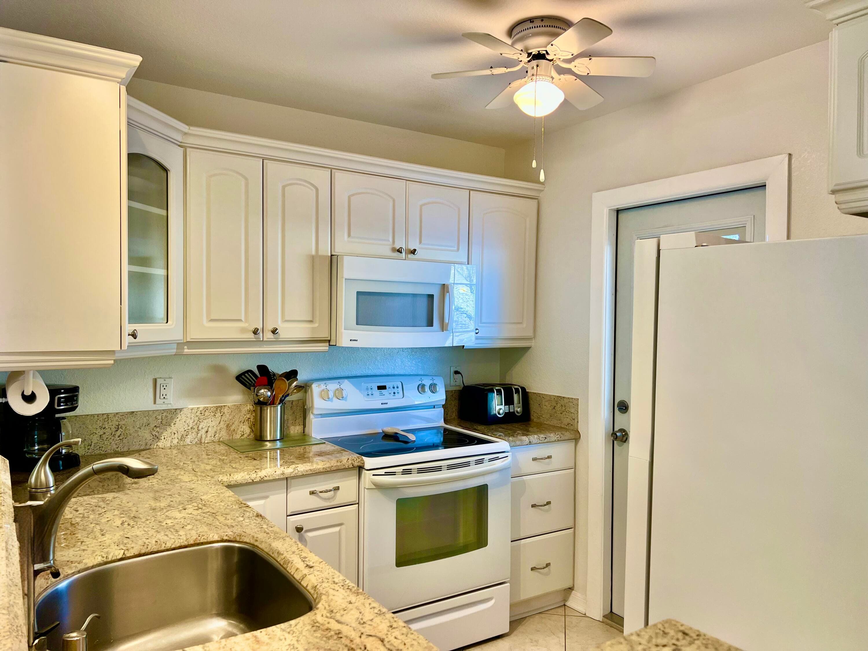 5151 W Oakland Park Boulevard 110, Lauderdale Lakes, FL 33313 8