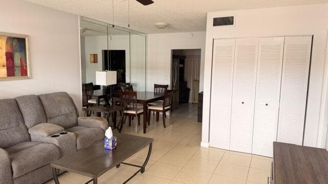 5 Abbey Lane 104, Delray Beach, FL 33446 2