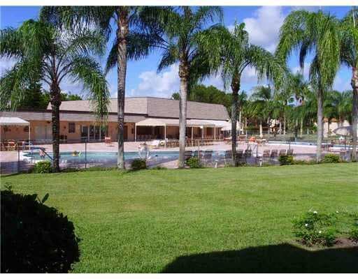 5 Abbey Lane 104, Delray Beach, FL 33446 18