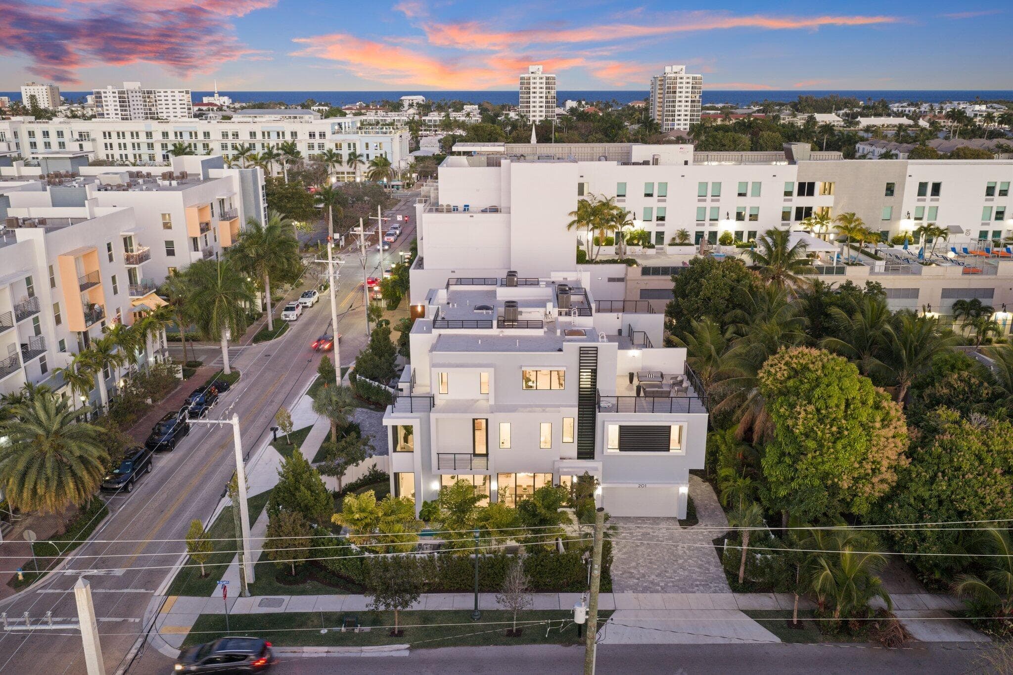 201 SE 4th Avenue, Delray Beach, FL 33483 90