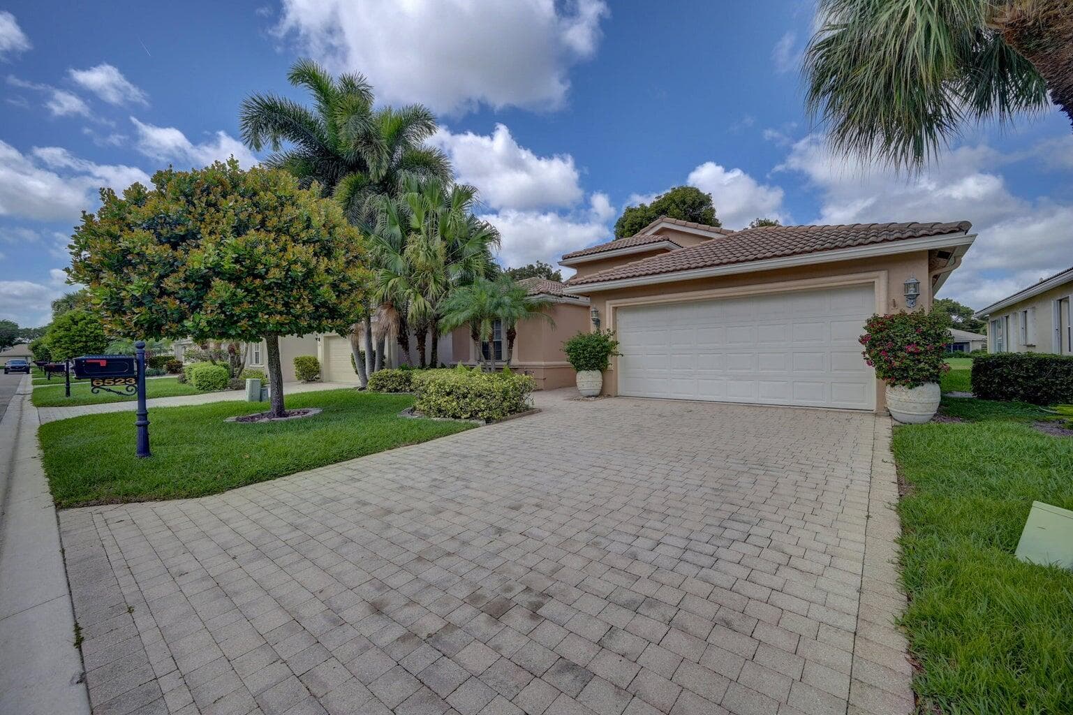6523 Via Trento, Delray Beach, FL 33446 2
