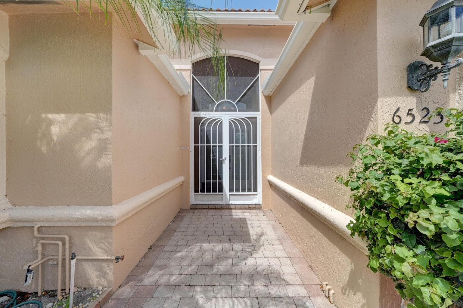 6523 Via Trento, Delray Beach, FL 33446 3