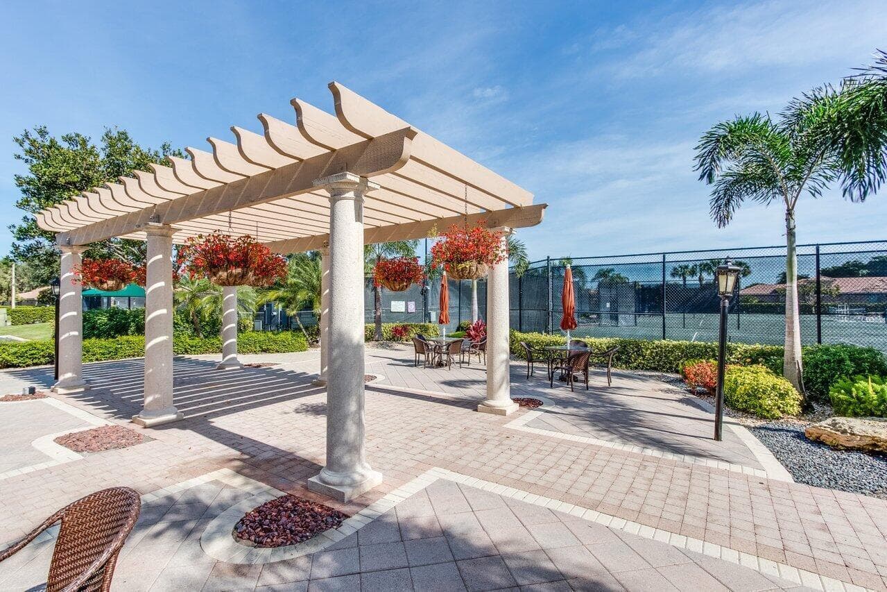 6523 Via Trento, Delray Beach, FL 33446 48