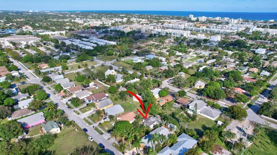 237 SW 3rd Avenue, Delray Beach, FL 33444 37