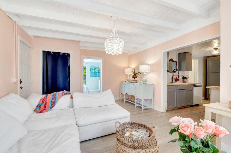 237 SW 3rd Avenue, Delray Beach, FL 33444 12