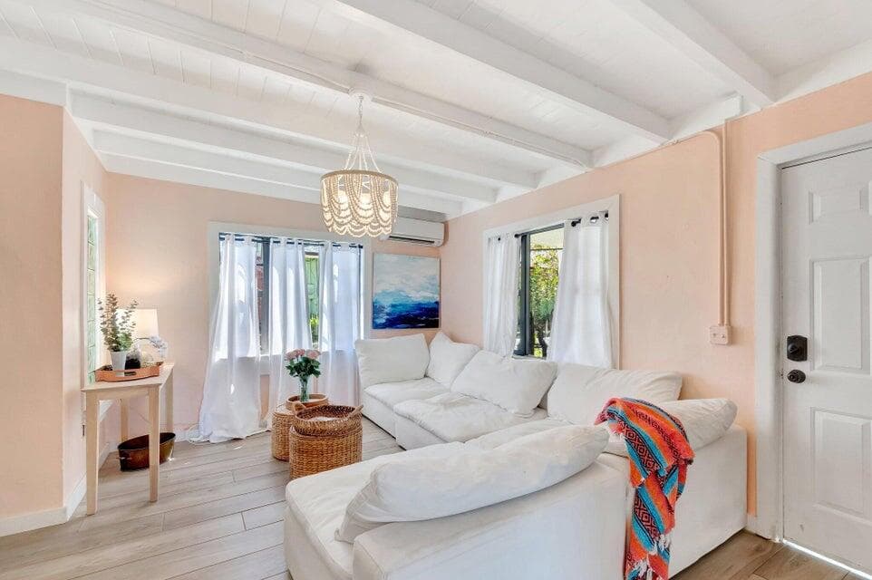 237 SW 3rd Avenue, Delray Beach, FL 33444 10