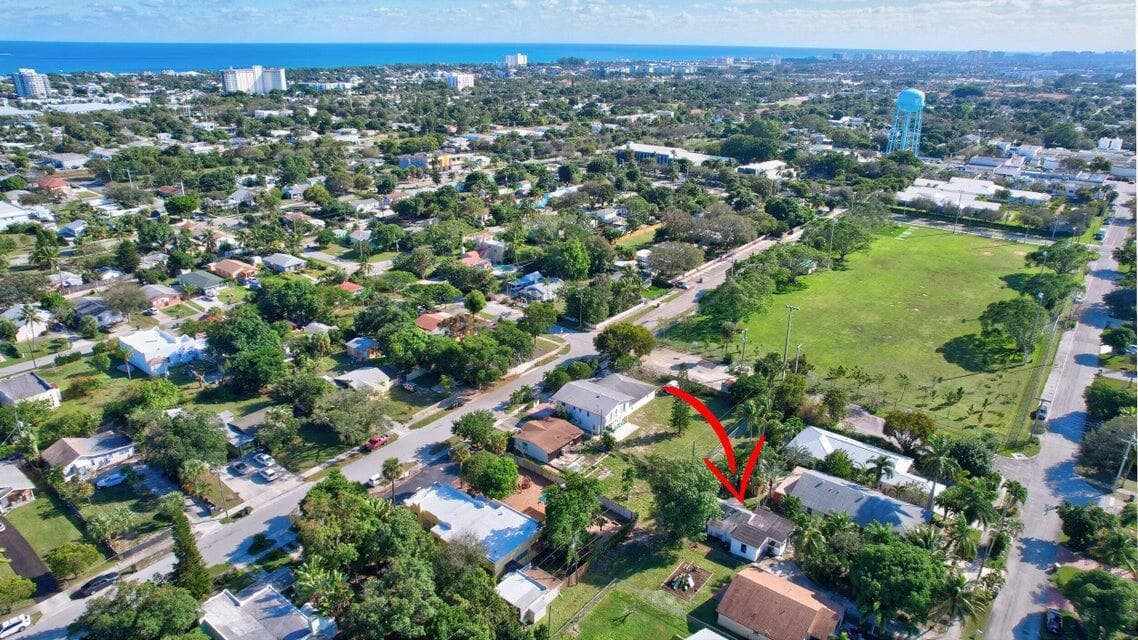 237 SW 3rd Avenue, Delray Beach, FL 33444 30
