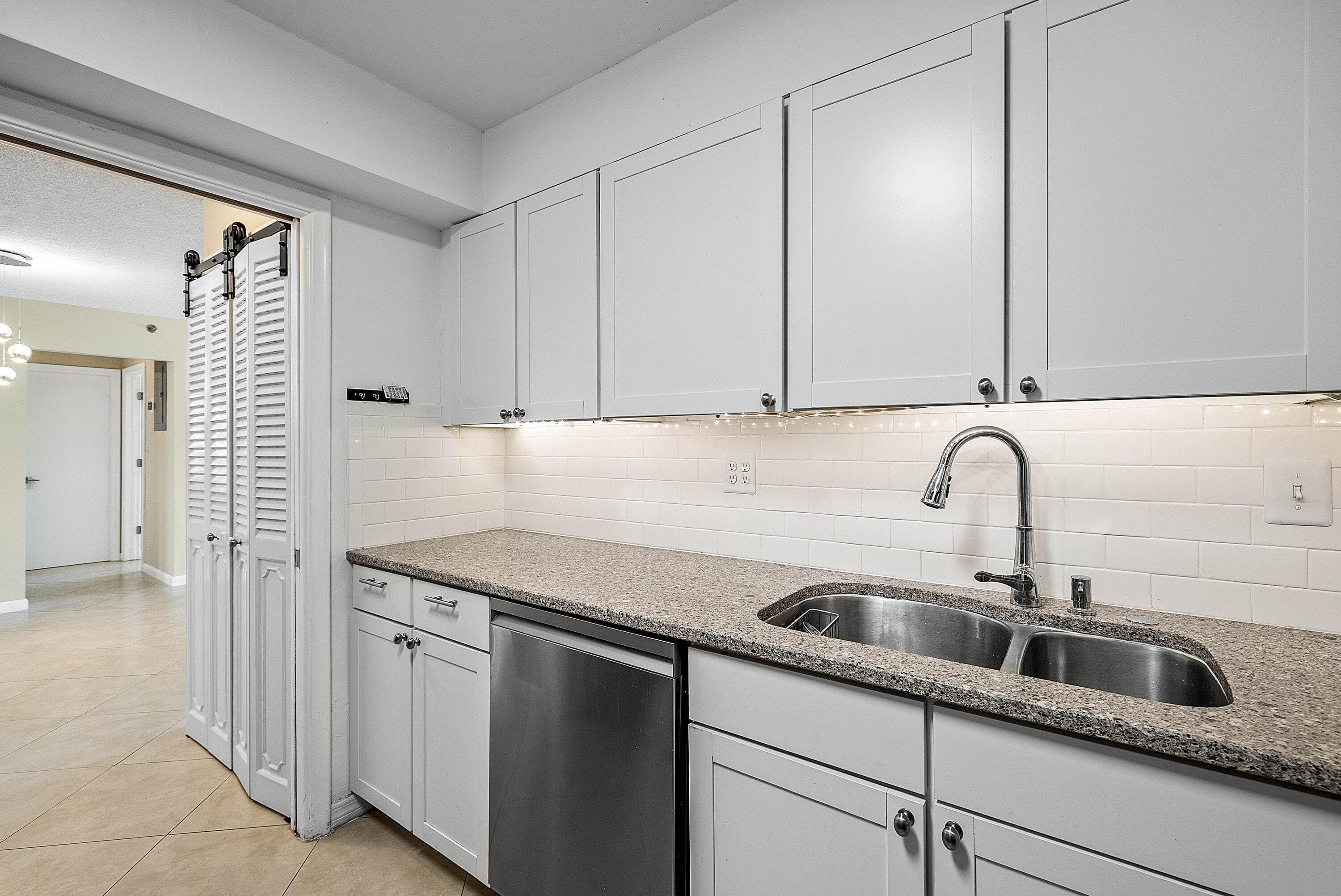 3301 S Ocean Boulevard 207, Highland Beach, FL 33487 8