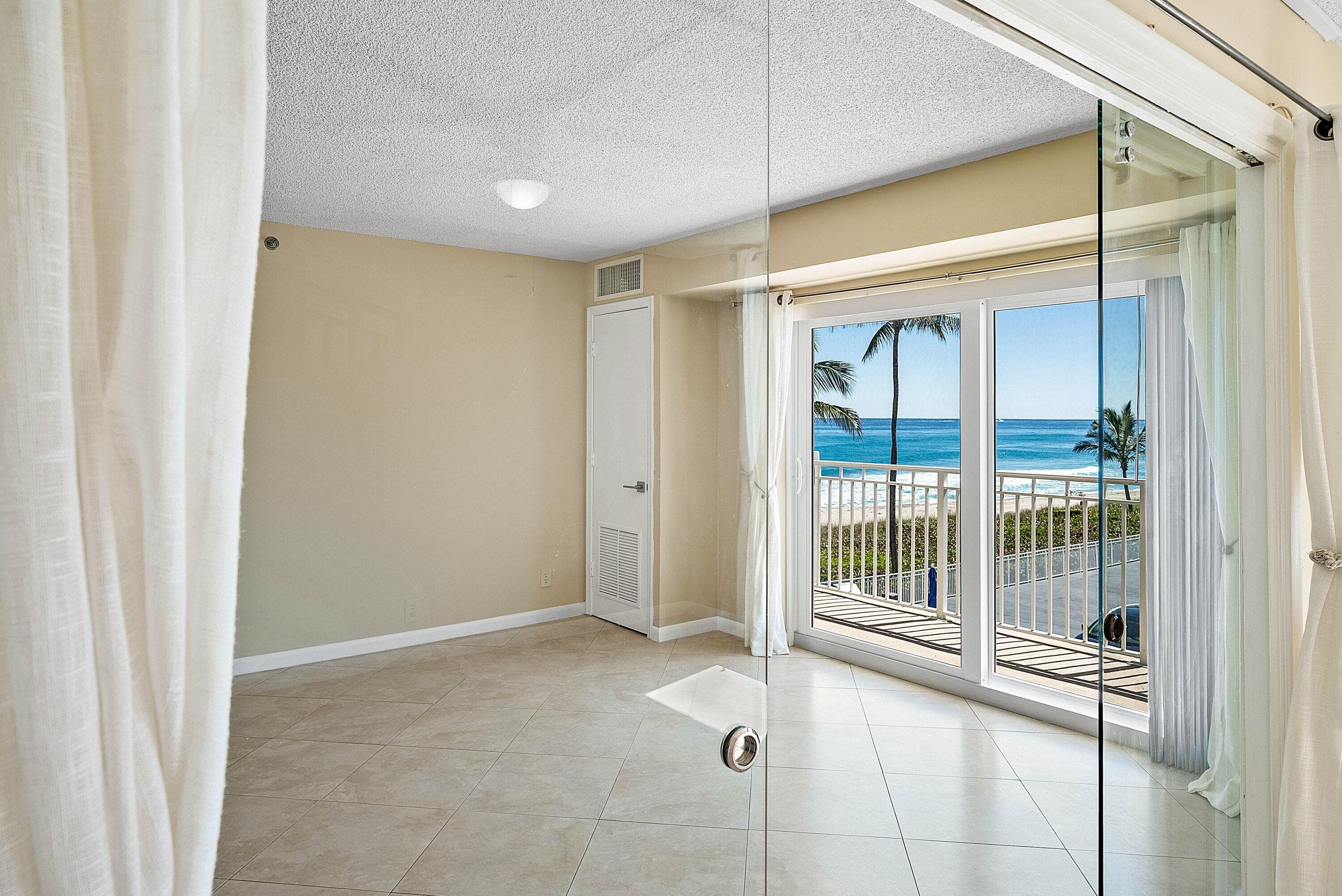 3301 S Ocean Boulevard 207, Highland Beach, FL 33487 33