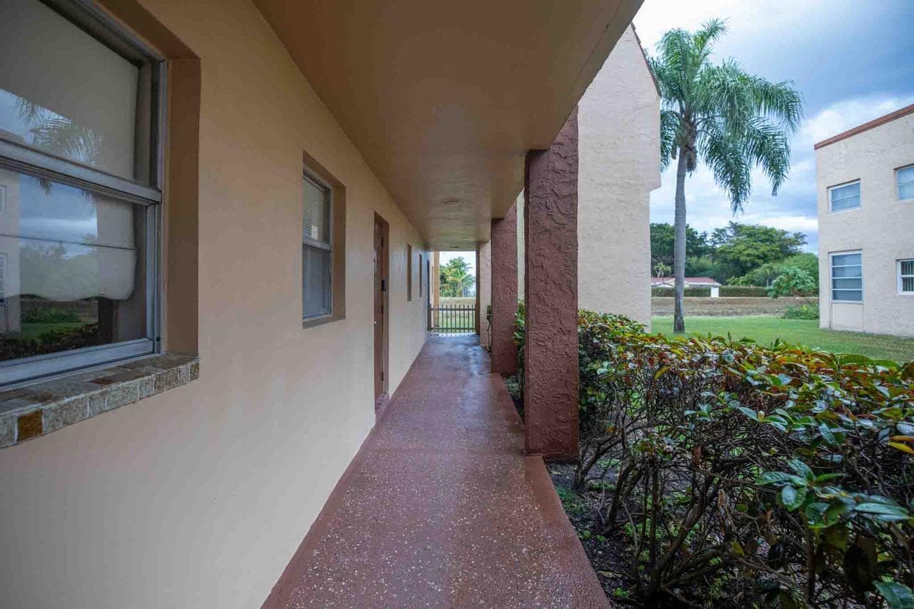 9041 Sunrise Lakes Boulevard 111, Sunrise, FL 33322 4