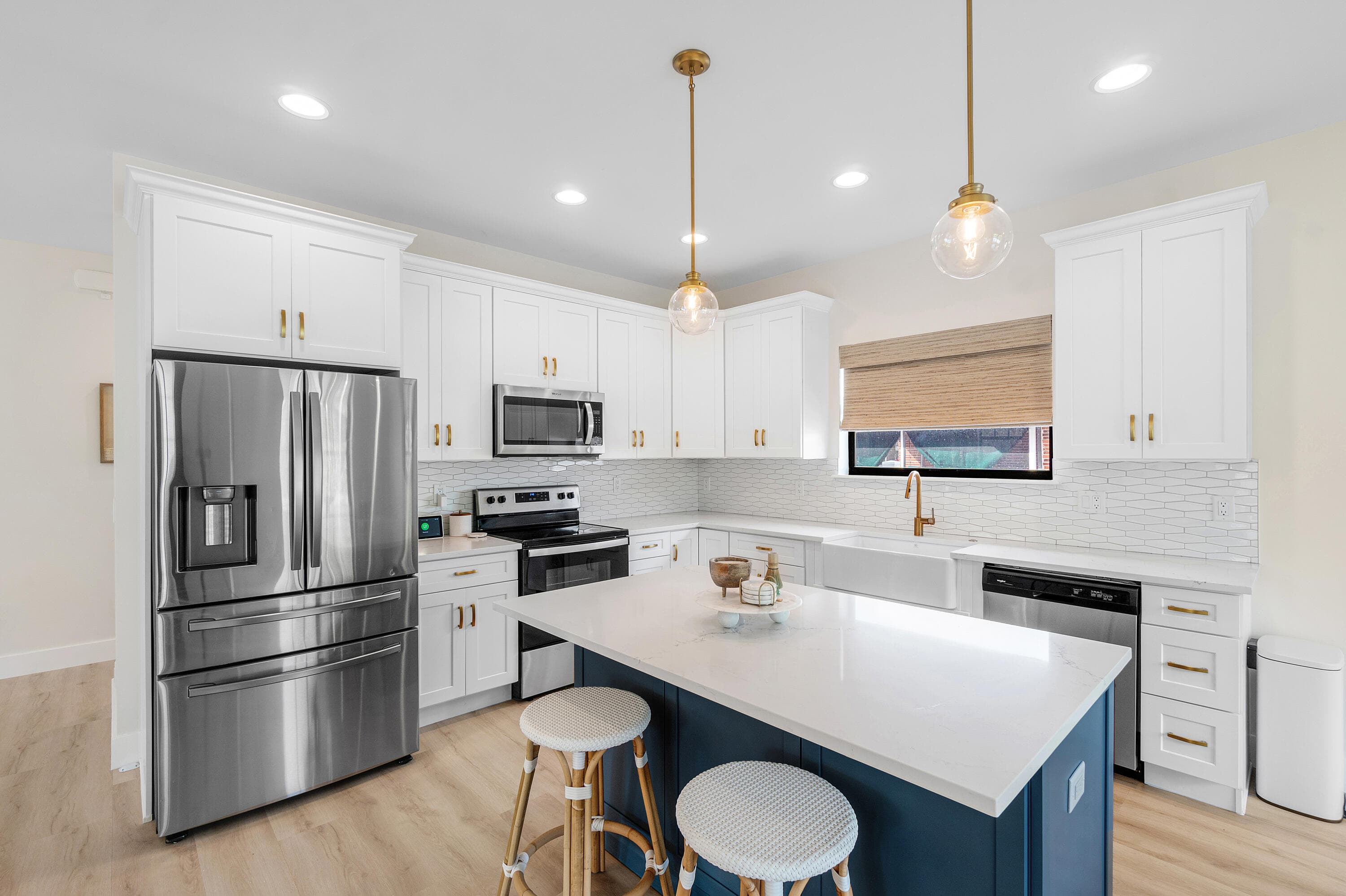 7606 S Olive Avenue, West Palm Beach, FL 33405 8