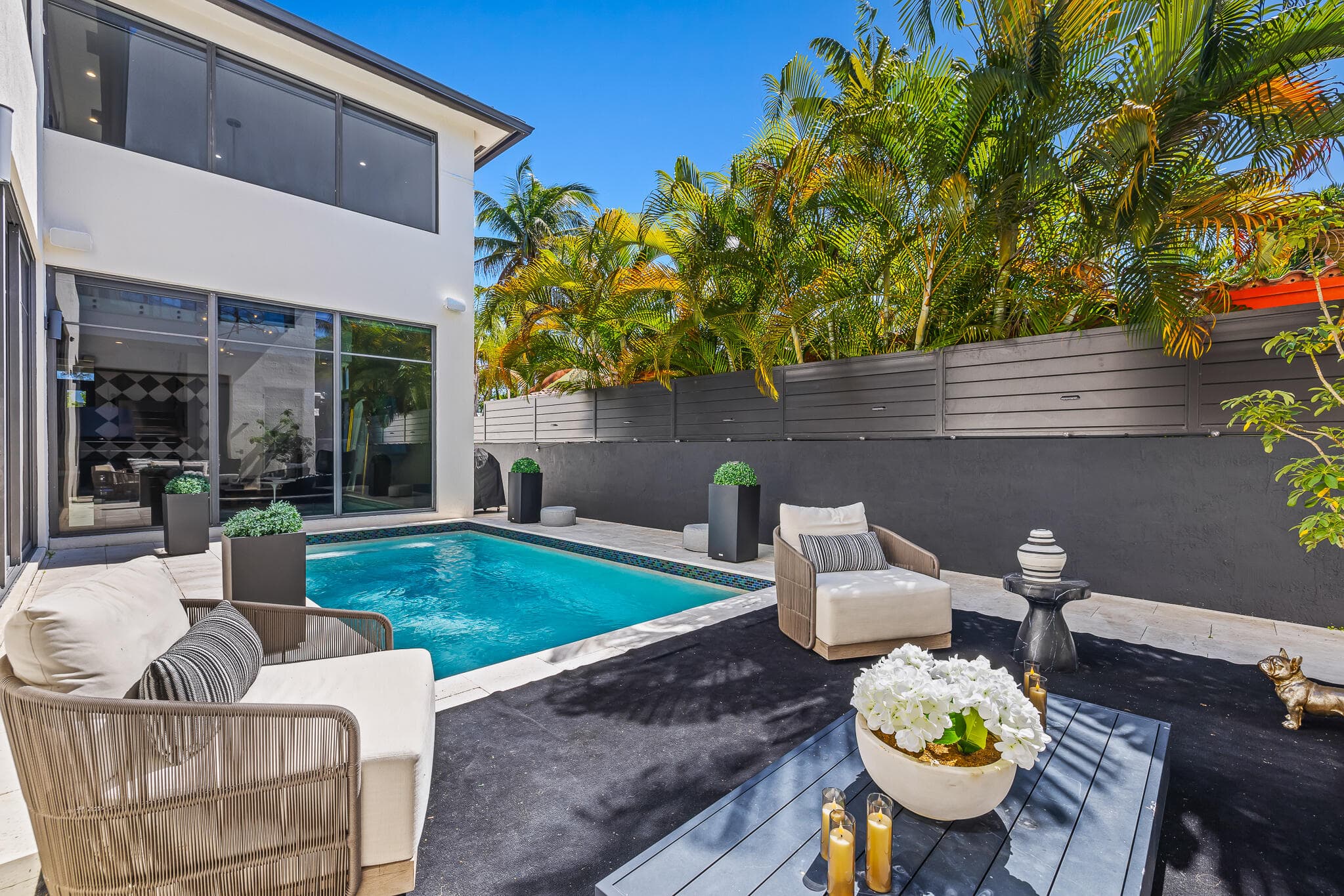 549 NE 10th Avenue, Fort Lauderdale, FL 33301 51