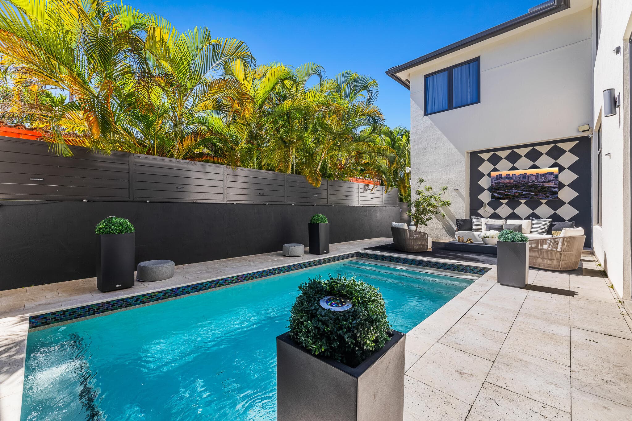 549 NE 10th Avenue, Fort Lauderdale, FL 33301 54