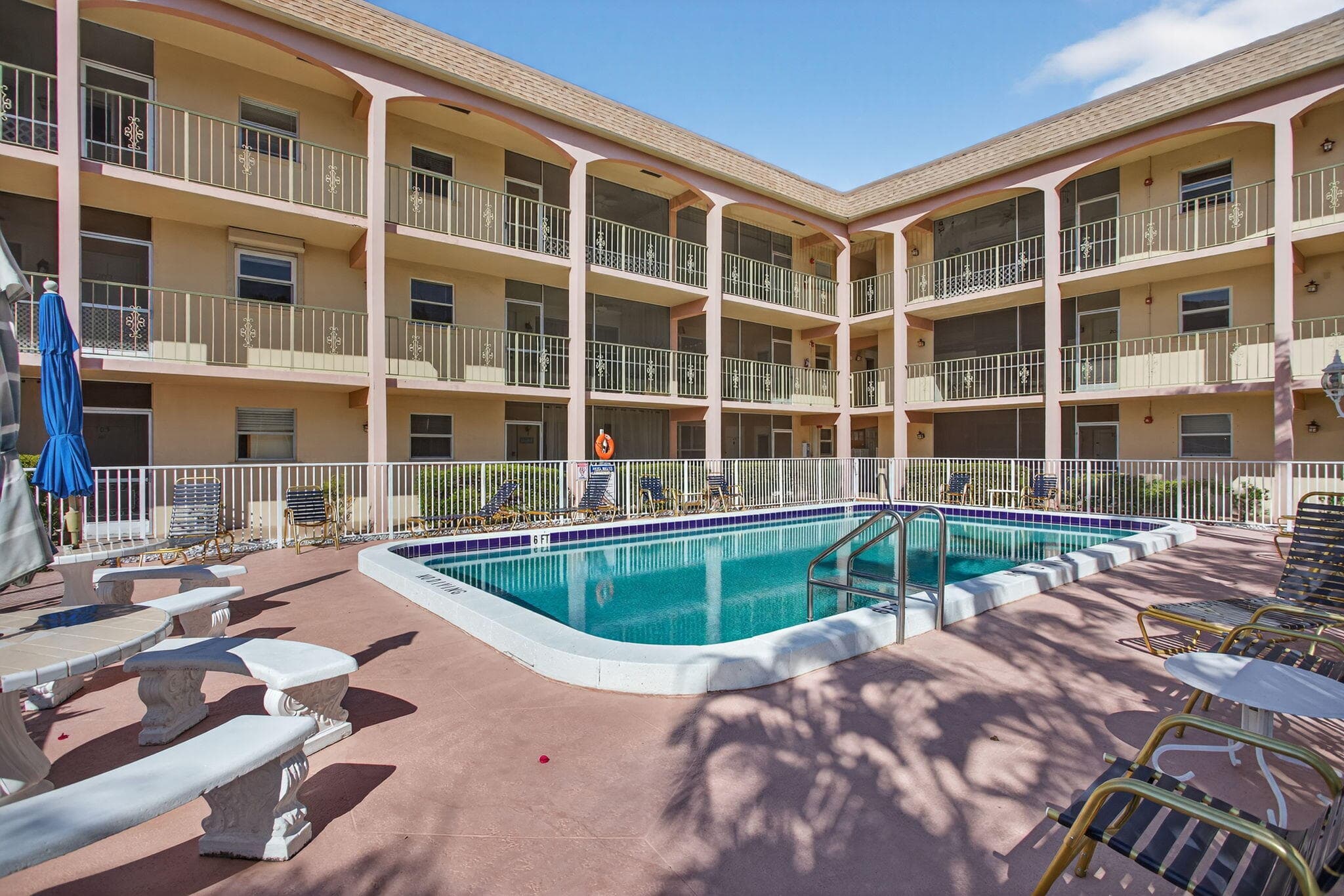 100 SE 6th Avenue 303, Pompano Beach, FL 33060 3