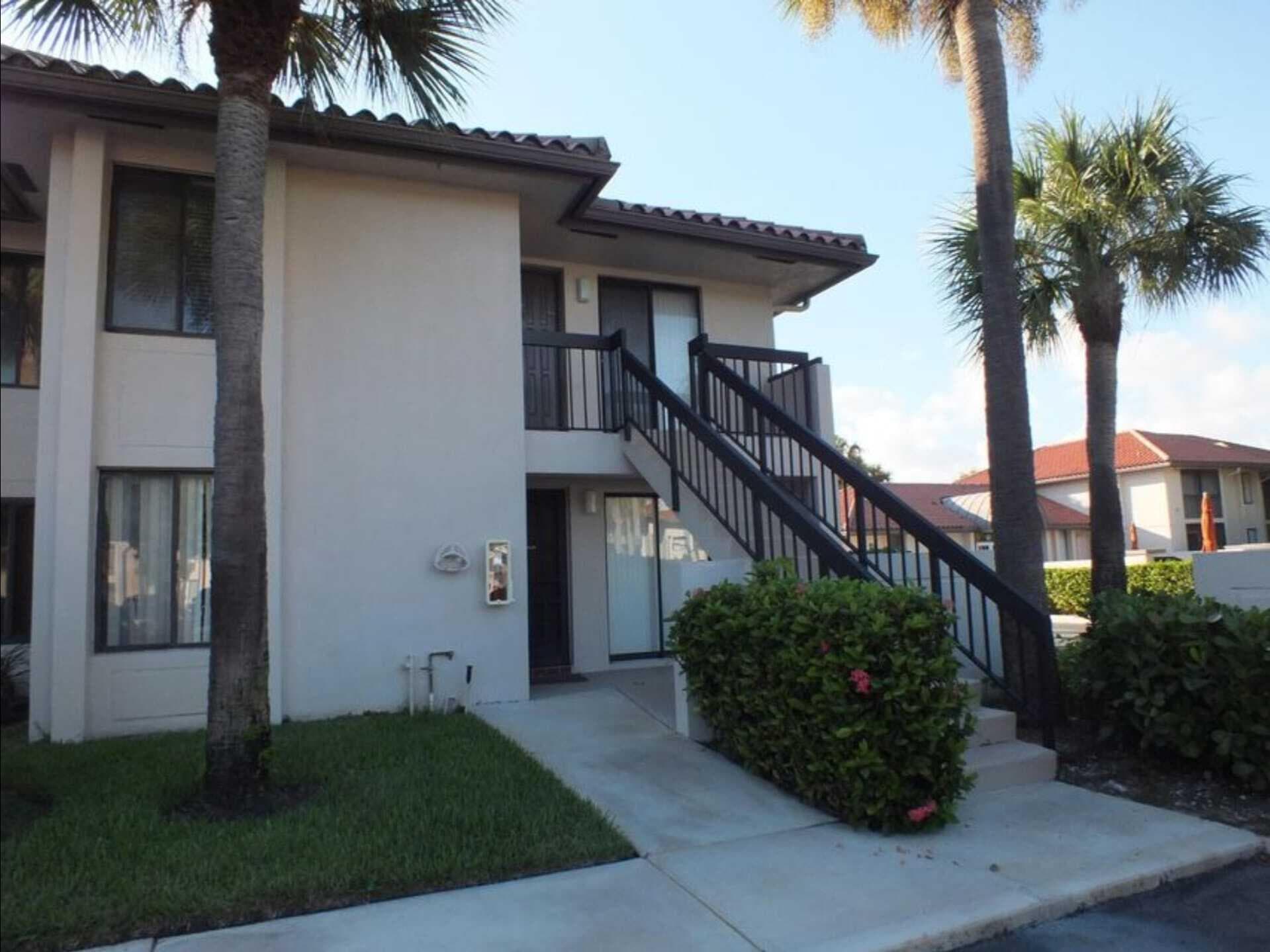 300 E Club Circle 201, Boca Raton, FL 33487 2