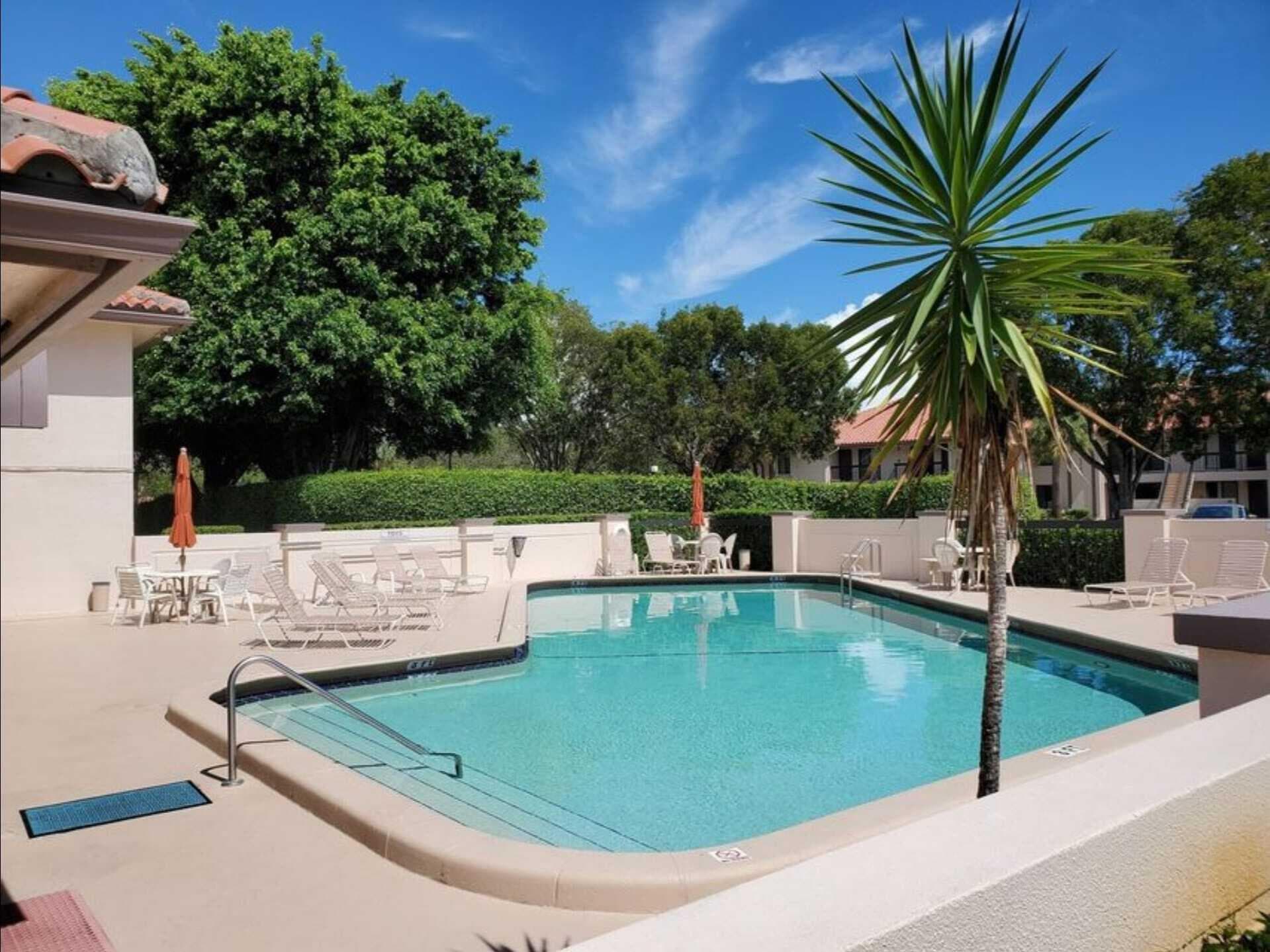 300 E Club Circle 201, Boca Raton, FL 33487 6