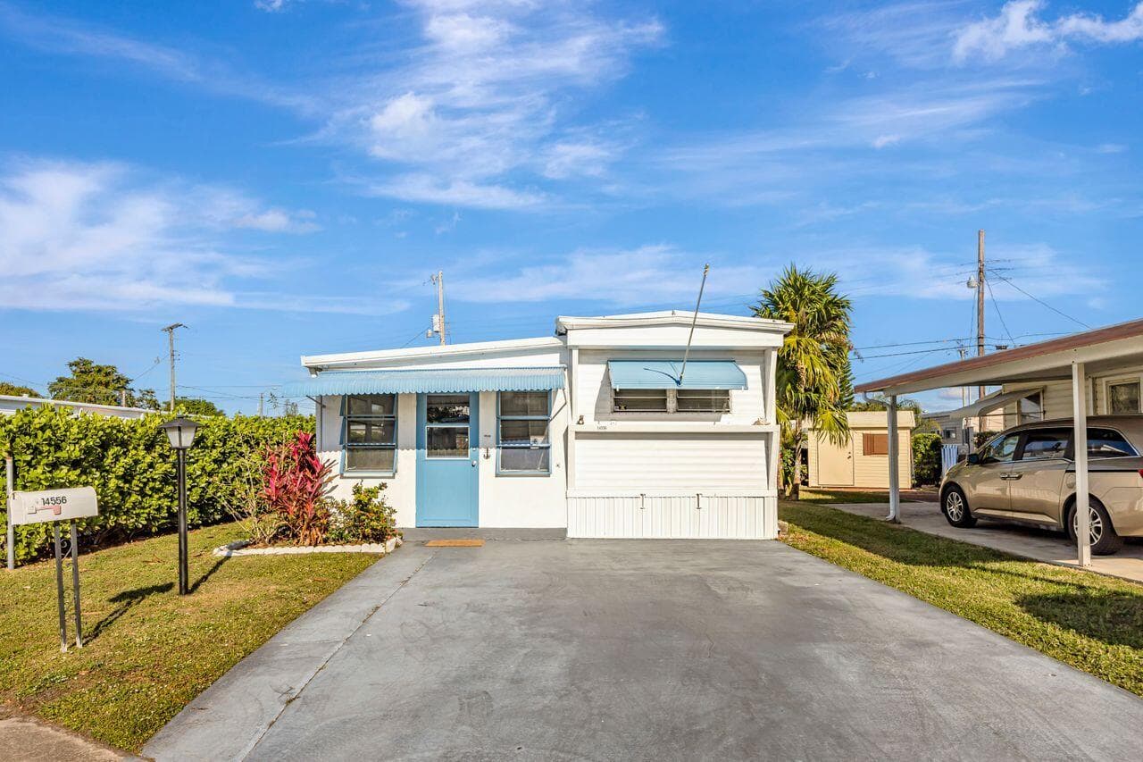 14556 Glenview Drive, Delray Beach, FL 33445