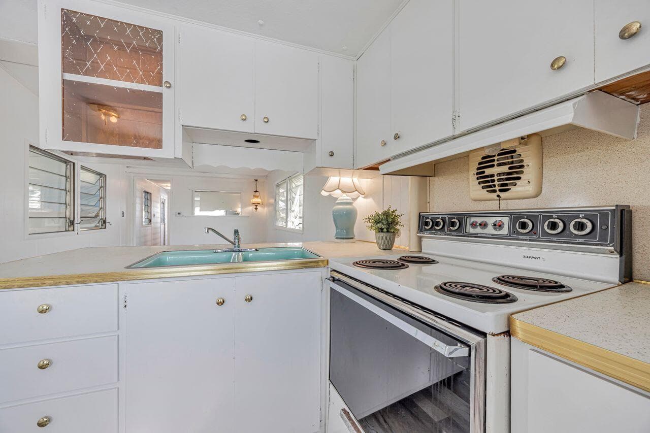 14556 Glenview Drive, Delray Beach, FL 33445 14
