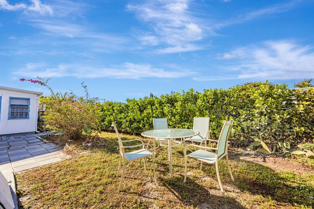 14556 Glenview Drive, Delray Beach, FL 33445 28