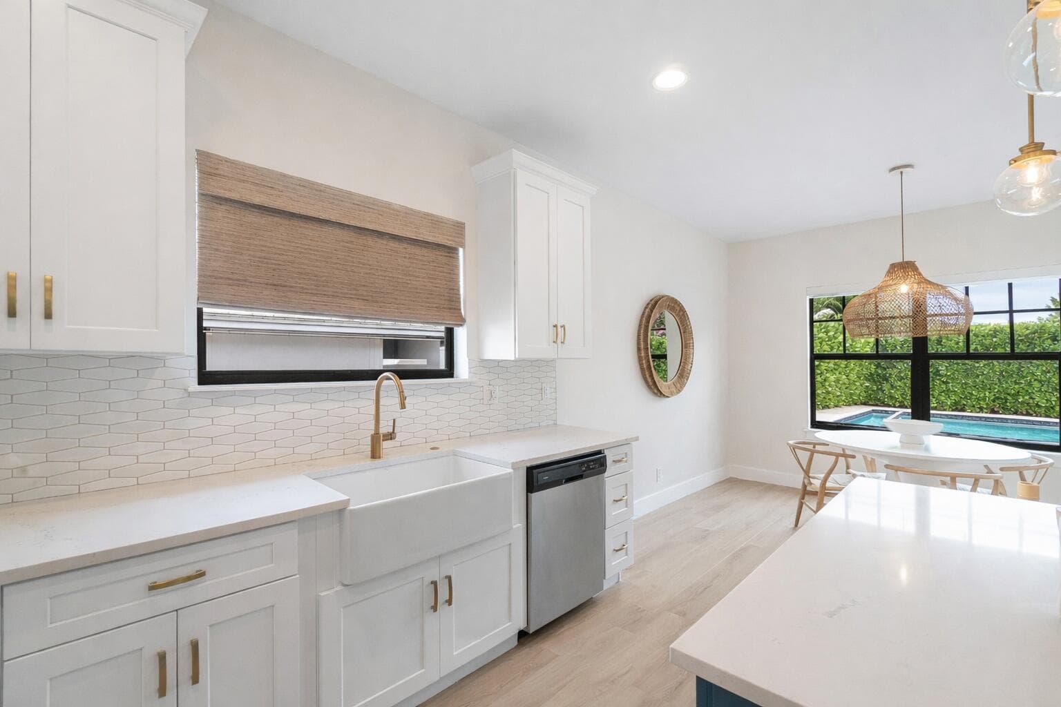 7606 S Olive Avenue, West Palm Beach, FL 33405 12