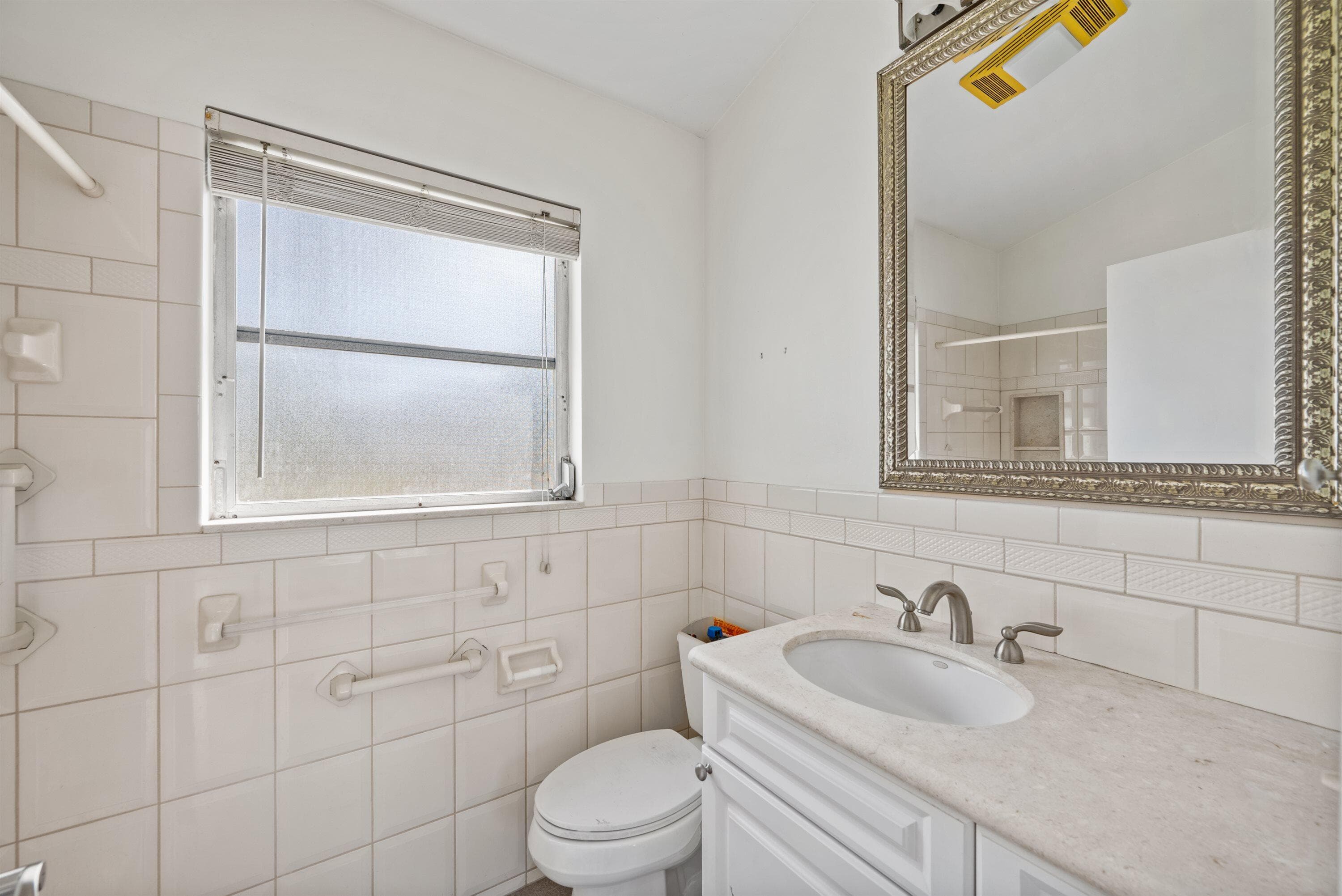 5160 Lake Osborne Drive, Lake Worth, FL 33461 22